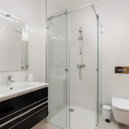 Marina View 2 With Pool By Homing *