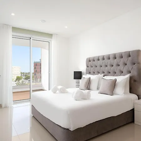 Marina View 2 With Pool By Homing Apartamento *