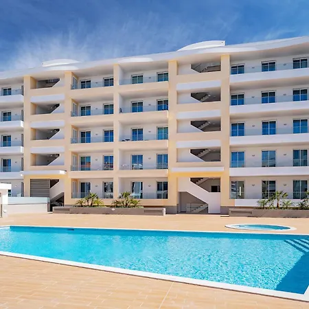 Marina View 2 With Pool By Homing *