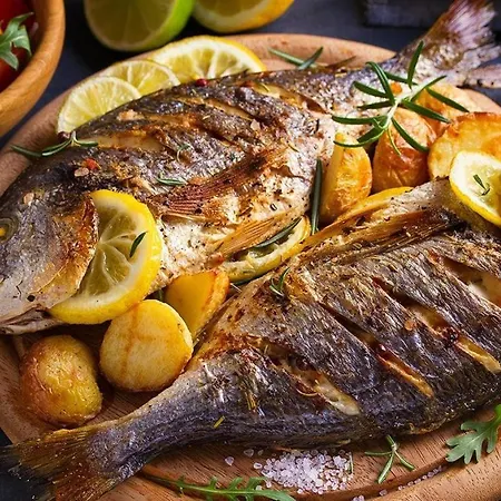 Marina View 2 With Pool By Homing Lagos